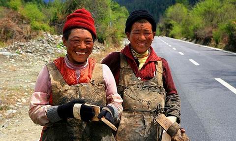 Smiling Tibetan Pilgrims