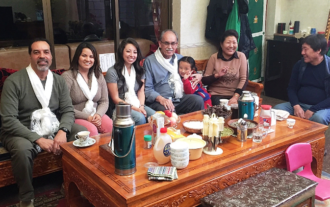 Our customer Jack's group visited a local family in Lhasa