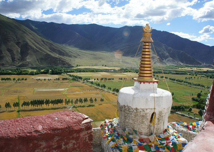 Yumbulagang Stupa
