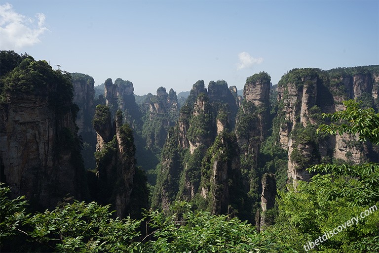 Yuanjiajie in Zhangjiajie National Forest Park - the Inspiration for the Movie AVATAR Yuanjiajie in Zhangjiajie National Forest Park - the Inspiration for the Movie AVATAR
