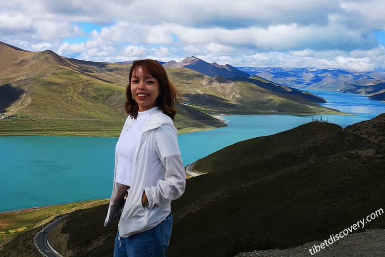 Chona's Great Experience in Yamdrok Lake with Tibet Discovery Chona's Great Experience in Yamdrok Lake with Tibet Discovery