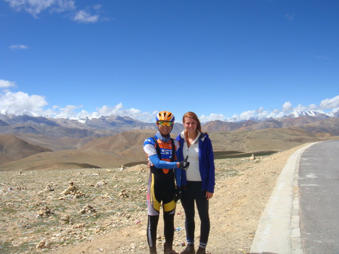 Cycling from Kathmandu to Lhasa