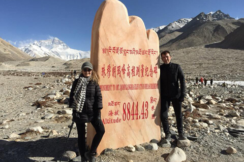Adam and Lori from USA visited Mount Everest, tour made by Jack