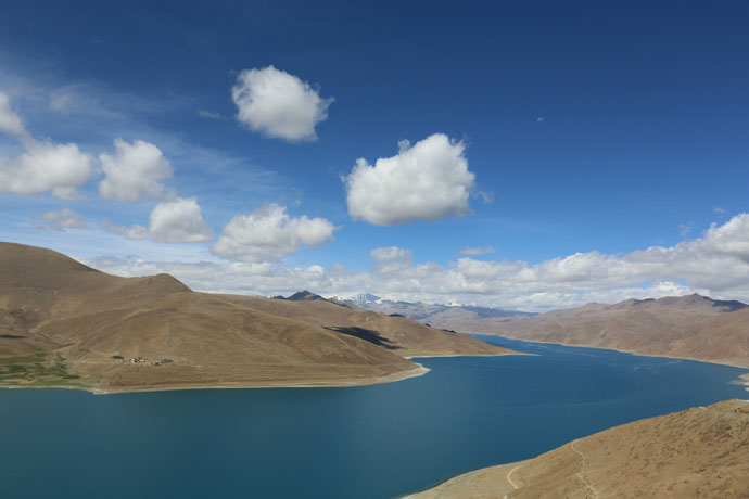 Tibet Photo - Yamdrok Lake