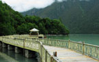 Tibet Photo - Nyingchi Basum-Tso Lake