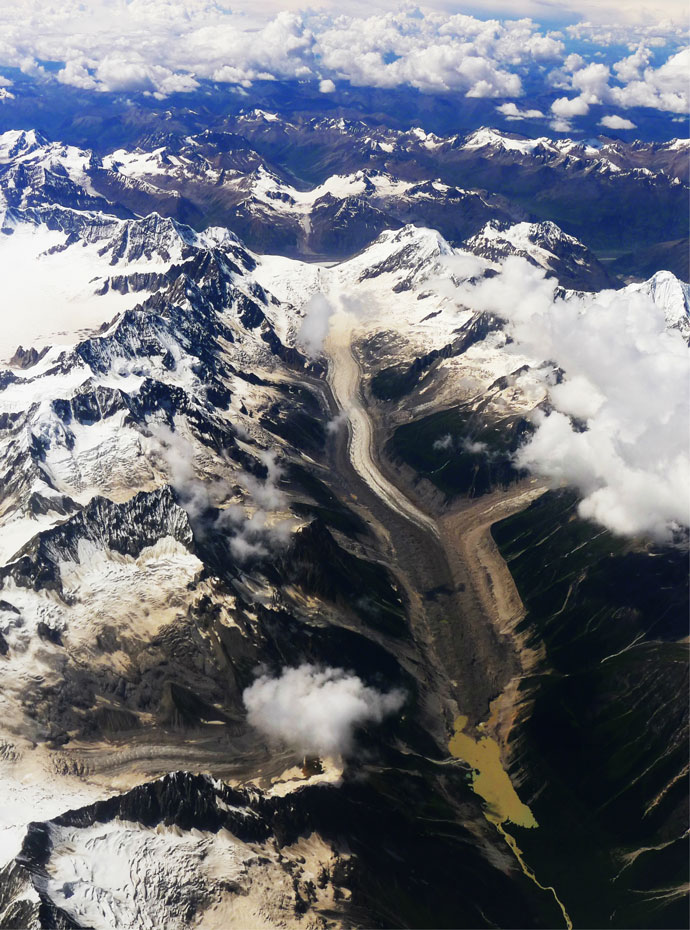 Tibet Photo - Amazing Tibet Snow Mountain