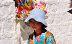 Tibet Photo - Tibetan People